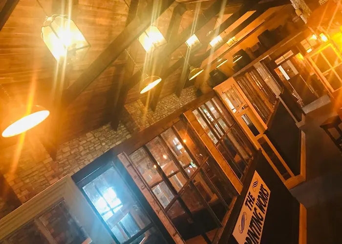 Mcsorleys Accommodation And Bar
